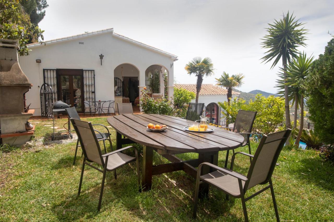Villa Andalucia Cómpeta エクステリア 写真